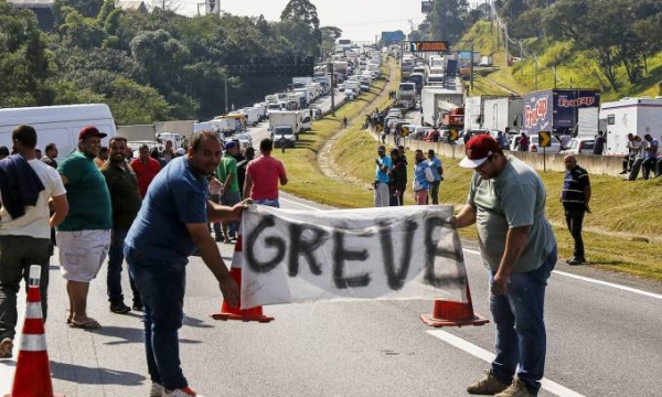As Consequências Econômicas da Greve dos Caminhoneiros para o Brasil